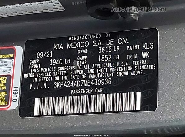 3KPA24AD7ME430936 2021 KIA RIO Gray Engine compartment view