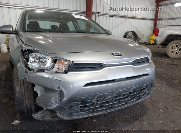 3KPA24AD7ME430936 2021 KIA RIO Gray Front view