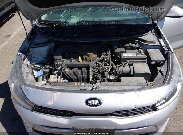 3KPA24AD8LE328091 2020 KIA RIO Silver Հետևի տեսք