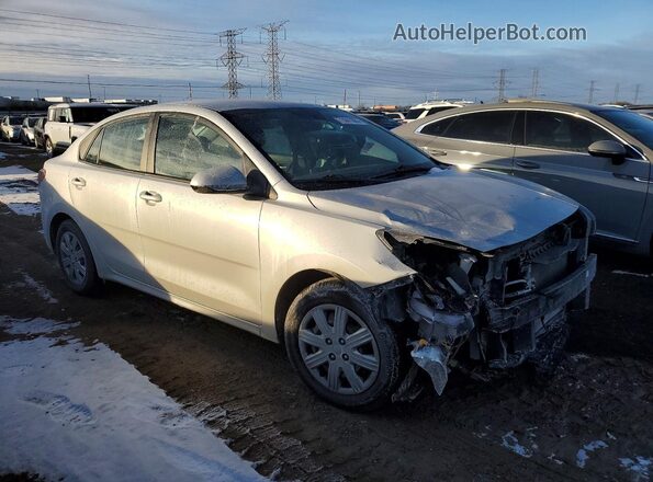 3KPA24AD8ME413644 2021 KIA RIO Серебряный Передняя правая четверть