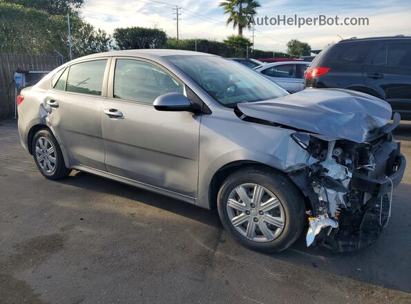 3KPA24AD8ME423221 2021 KIA RIO Silver Przód prawy