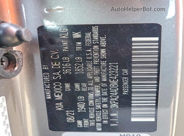 3KPA24AD8ME423221 2021 KIA RIO Silver Widok komory silnika