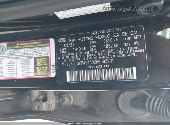 3KPA24ADXME393705 2021 KIA RIO Black ძრავის განყოფილების ხედი