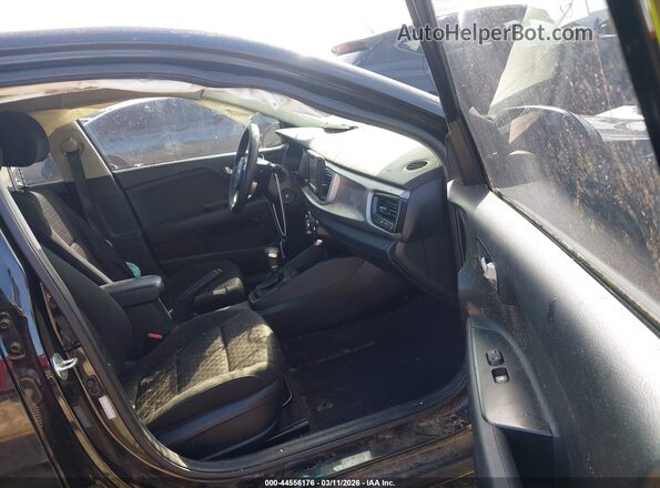 3KPA25AD4LE337585 2020 KIA RIO 5-DOOR Black Вид салону спереду