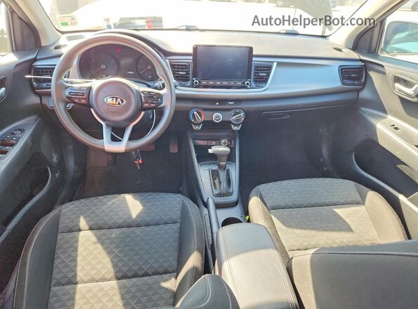 3KPA25AD6ME415592 2021 KIA RIO Black Dashboard view