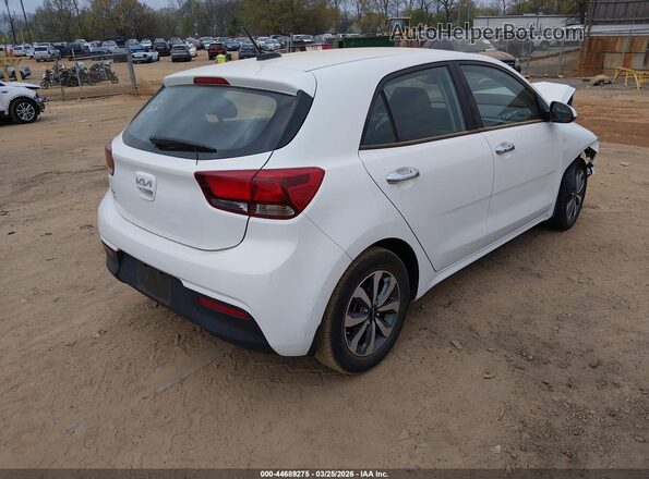 3KPA25AD9PE558654 2023 KIA RIO 5-DOOR White Tył prawy