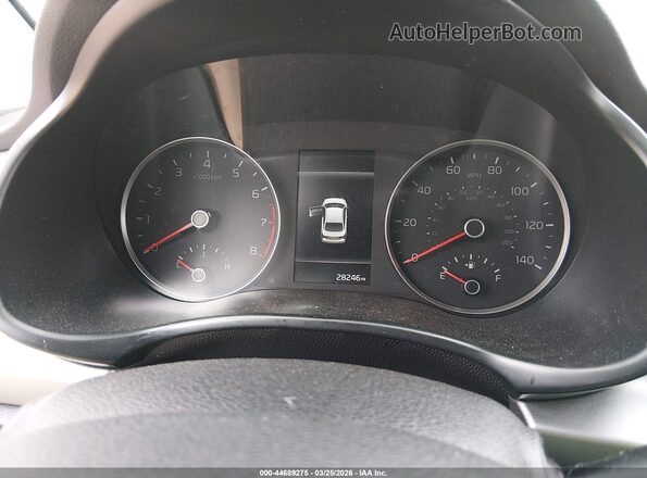 3KPA25AD9PE558654 2023 KIA RIO 5-DOOR White Widok tylnych siedzeń