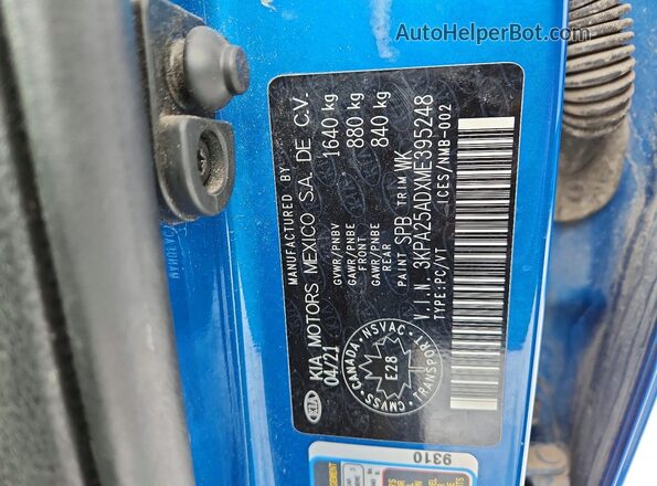 3KPA25ADXME395248 2021 KIA RIO Blue ძრავის განყოფილების ხედი