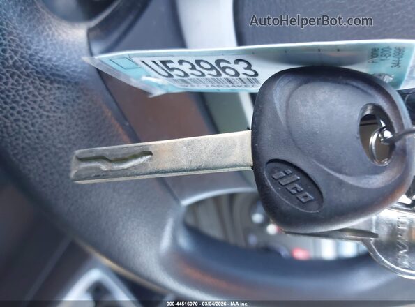 3KPC24A34KE047498 2019 HYUNDAI ACCENT Blue 