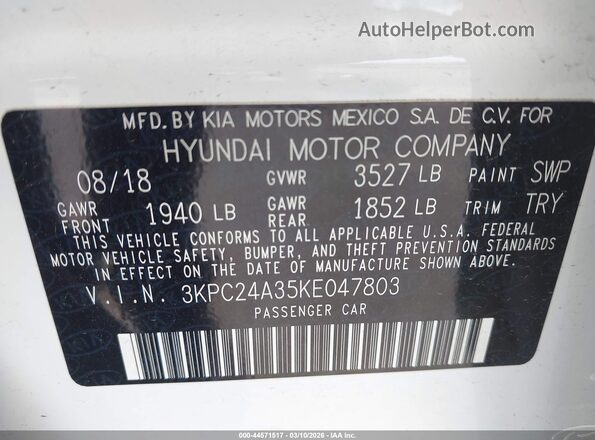 3KPC24A35KE047803 2019 HYUNDAI ACCENT White Vista del compartimento del motor