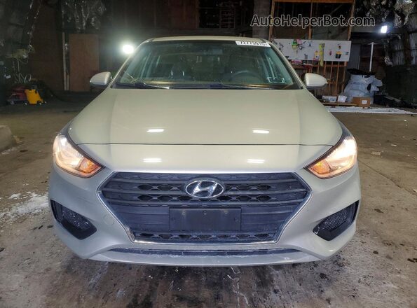 3KPC24A37JE034565 2018 HYUNDAI ACCENT Бежевый Вид спереди