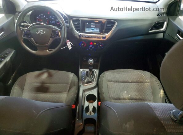 3KPC24A37JE034565 2018 HYUNDAI ACCENT Бежевый Вид панели приборов