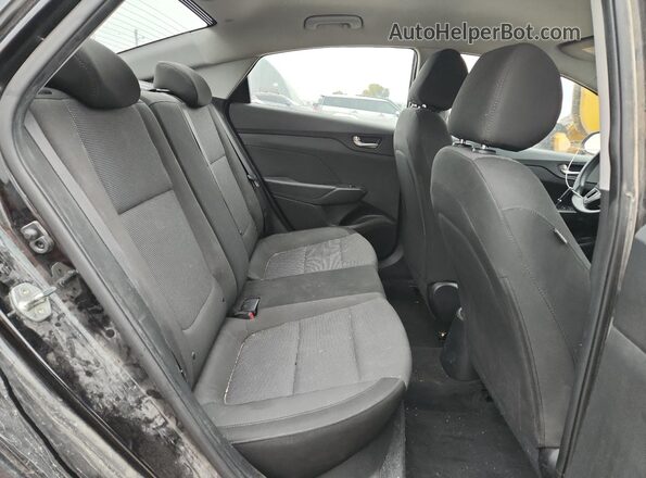 3KPC24A38JE026068 2018 HYUNDAI ACCENT Black Widok tylnych siedzeń