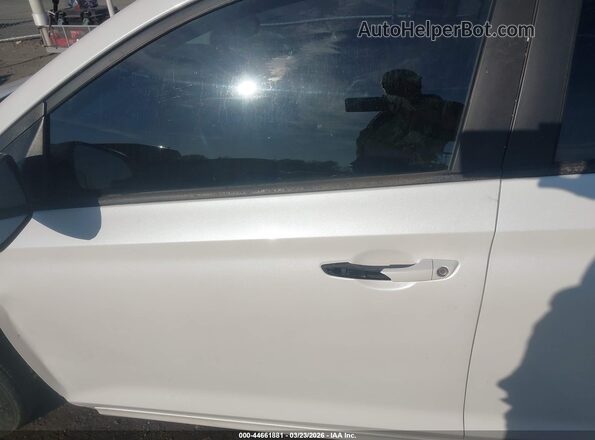 3KPC24A3XKE067920 2019 HYUNDAI ACCENT Белый 