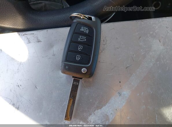3KPC24A62LE106513 2020 HYUNDAI ACCENT Red Vista del salpicadero