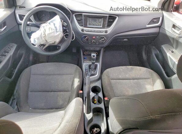 3KPC24A62ME147130 2021 HYUNDAI ACCENT Красный Вид панели приборов