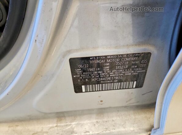 3KPC24A65NE179653 2022 HYUNDAI ACCENT Silver Engine compartment view