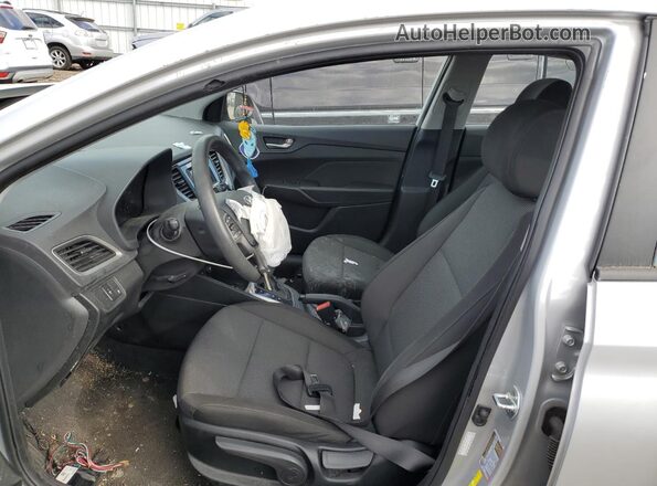 3KPC24A67ME129822 2021 HYUNDAI ACCENT Silver Front interior view