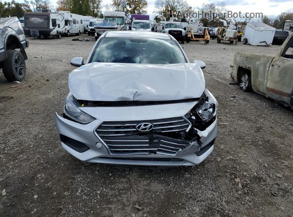3KPC24A67ME129822 2021 HYUNDAI ACCENT Silver Front view