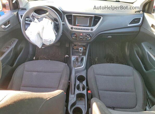 3KPC24A67ME130324 2021 HYUNDAI ACCENT Красный Вид панели приборов