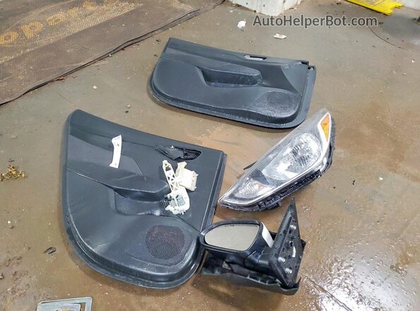 3KPC24A67ME138147 2021 HYUNDAI ACCENT Белый Вид подкапотного пространства
