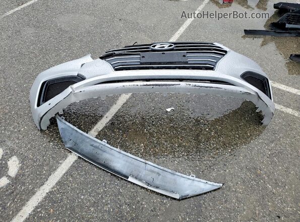 3KPC24A68ME131854 2021 HYUNDAI ACCENT Silver Widok komory silnika