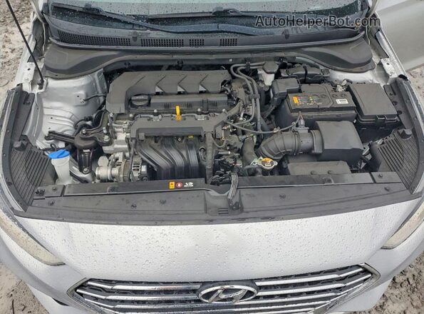 3KPC24A69LE112809 2020 HYUNDAI ACCENT Gray Rear interior view