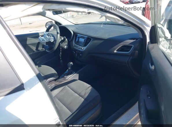 3KPC24A6XLE113967 2020 HYUNDAI ACCENT White Widok wnętrza z przodu