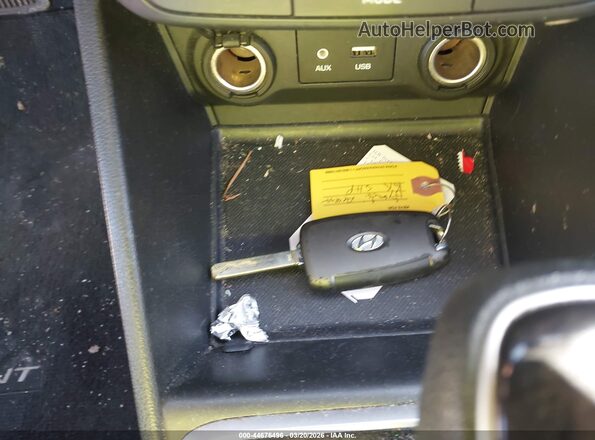 3KPC24A6XLE122331 2020 HYUNDAI ACCENT Черный Вид панели приборов