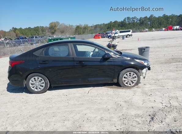 3KPC24A6XLE122331 2020 HYUNDAI ACCENT Черный Вид задней части салона
