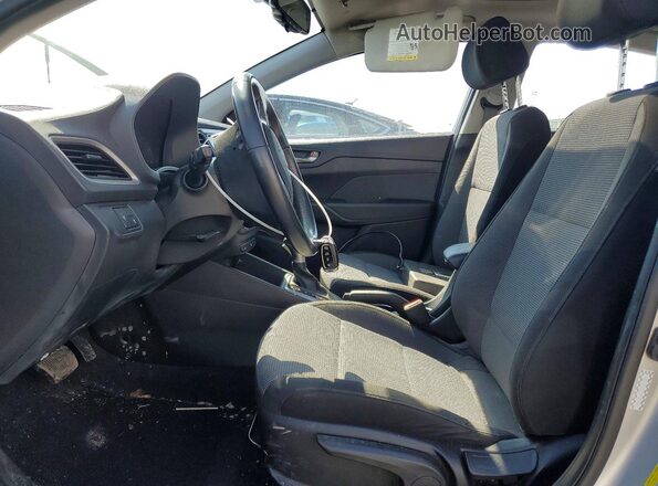 3KPC34A60ME128296 2021 HYUNDAI ACCENT Silver Vista interior delantera