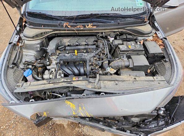 3KPC34A68NE177750 2022 HYUNDAI ACCENT Silver უკანა სალონის ხედი