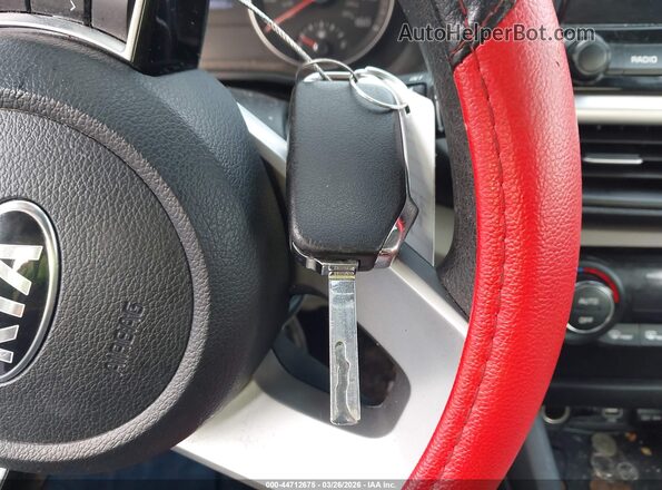 3KPF24AD0KE104866 2019 KIA FORTE Черный Вид панели приборов