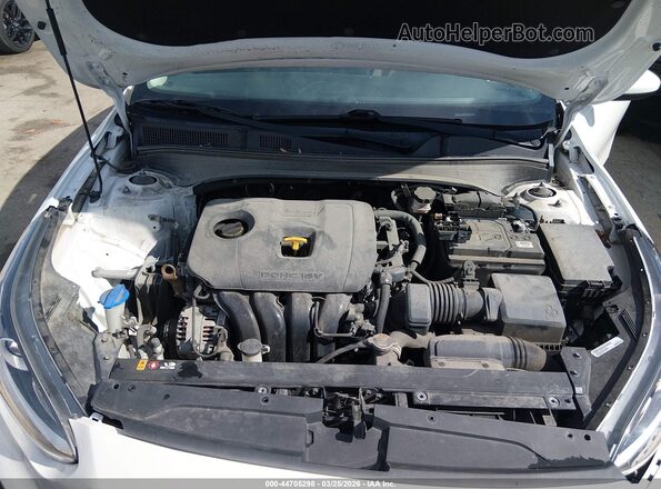 3KPF24AD0KE110800 2019 KIA FORTE White Vista trasera