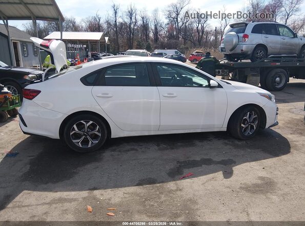 3KPF24AD0KE110800 2019 KIA FORTE White Vista interior trasera