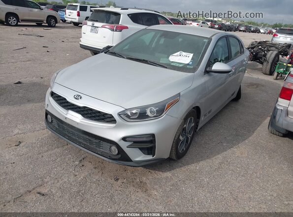 3KPF24AD2ME331933 2021 KIA FORTE Silver Առջևի ձախ երեք քառորդ տեսարան