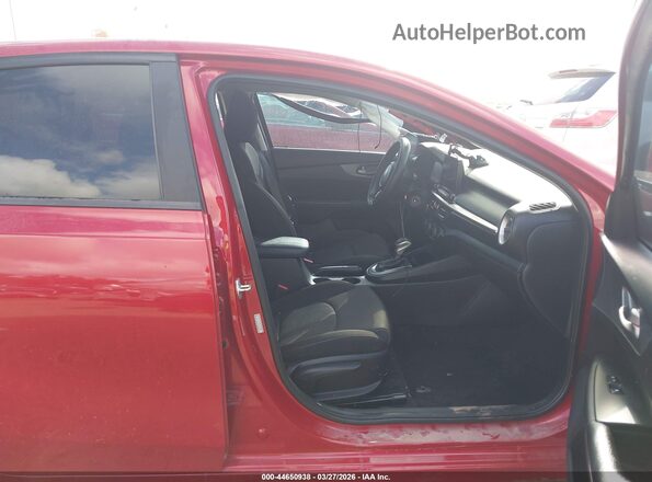 3KPF24AD2ME340082 2021 KIA FORTE Red Вид салону спереду