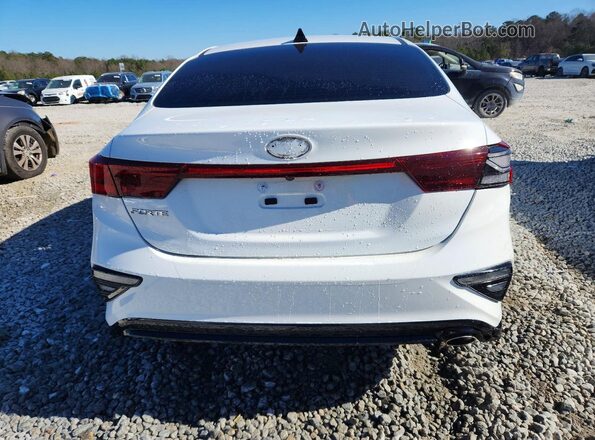 3KPF24AD2ME372319 2021 KIA FORTE White Вид ззаду