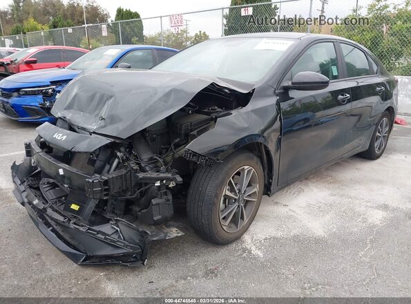 3KPF24AD3PE584926 2023 KIA FORTE Black Առջևի ձախ երեք քառորդ տեսարան