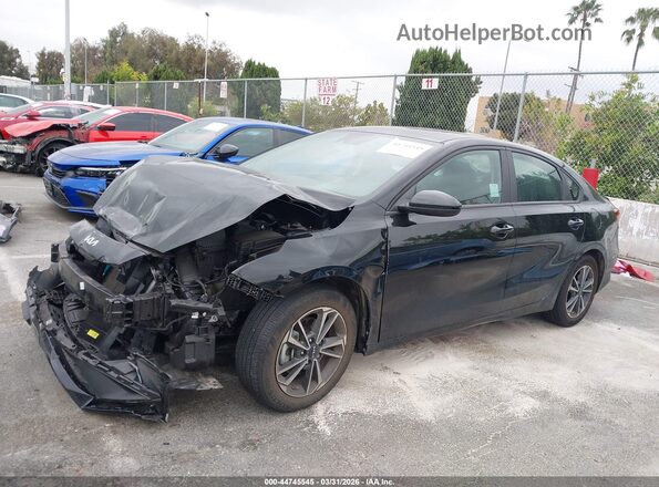 3KPF24AD3PE584926 2023 KIA FORTE Black Սալոնի 360 աստիճան տեսք