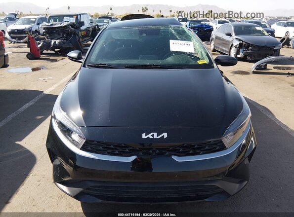 3KPF24AD3PE632361 2023 KIA FORTE Черный Вид задней части салона