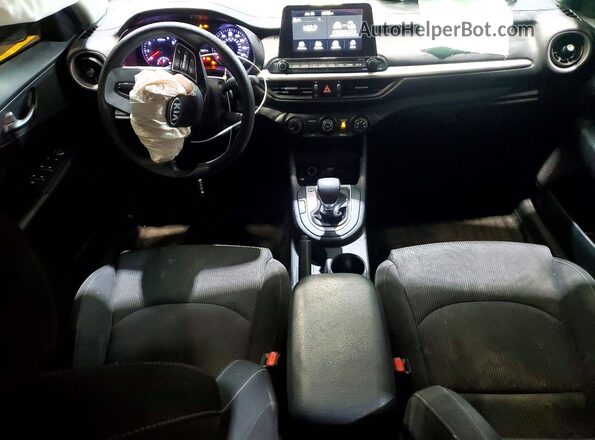 3KPF24AD4ME266499 2021 KIA FORTE Black Առջևի վահանակի տեսք