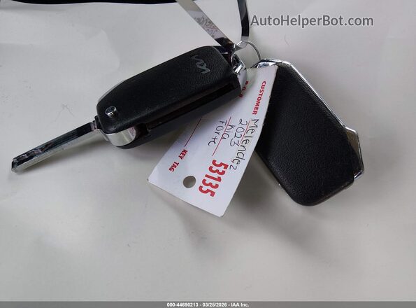 3KPF24AD4PE553328 2023 KIA FORTE Blue Vista del salpicadero