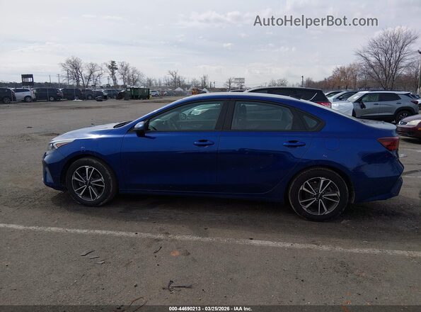 3KPF24AD4PE553328 2023 KIA FORTE Blue Vista interior de 360 grados