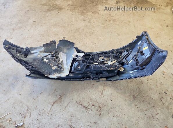 3KPF24AD4RE733783 2024 KIA FORTE Black Widok komory silnika