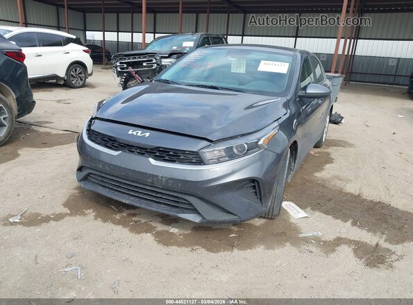 3KPF24AD4RE754469 2024 KIA FORTE Gray Przód lewy
