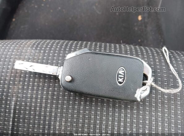 3KPF24AD5LE212675 2020 KIA FORTE Серебряный Вид панели приборов