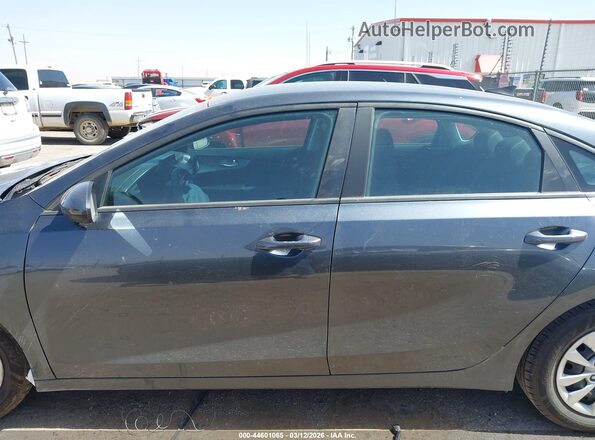 3KPF24AD5RE695576 2024 KIA FORTE Gray 