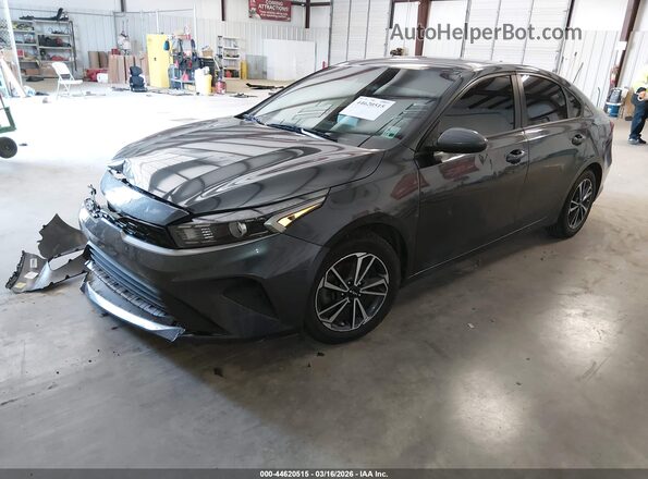 3KPF24AD7PE567773 2023 KIA FORTE Gray 
