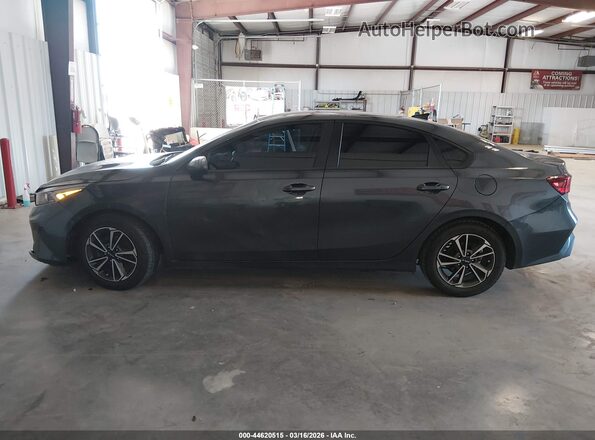 3KPF24AD7PE567773 2023 KIA FORTE Gray 